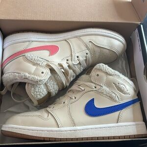 JORDAN 1 MID UTL (PS)